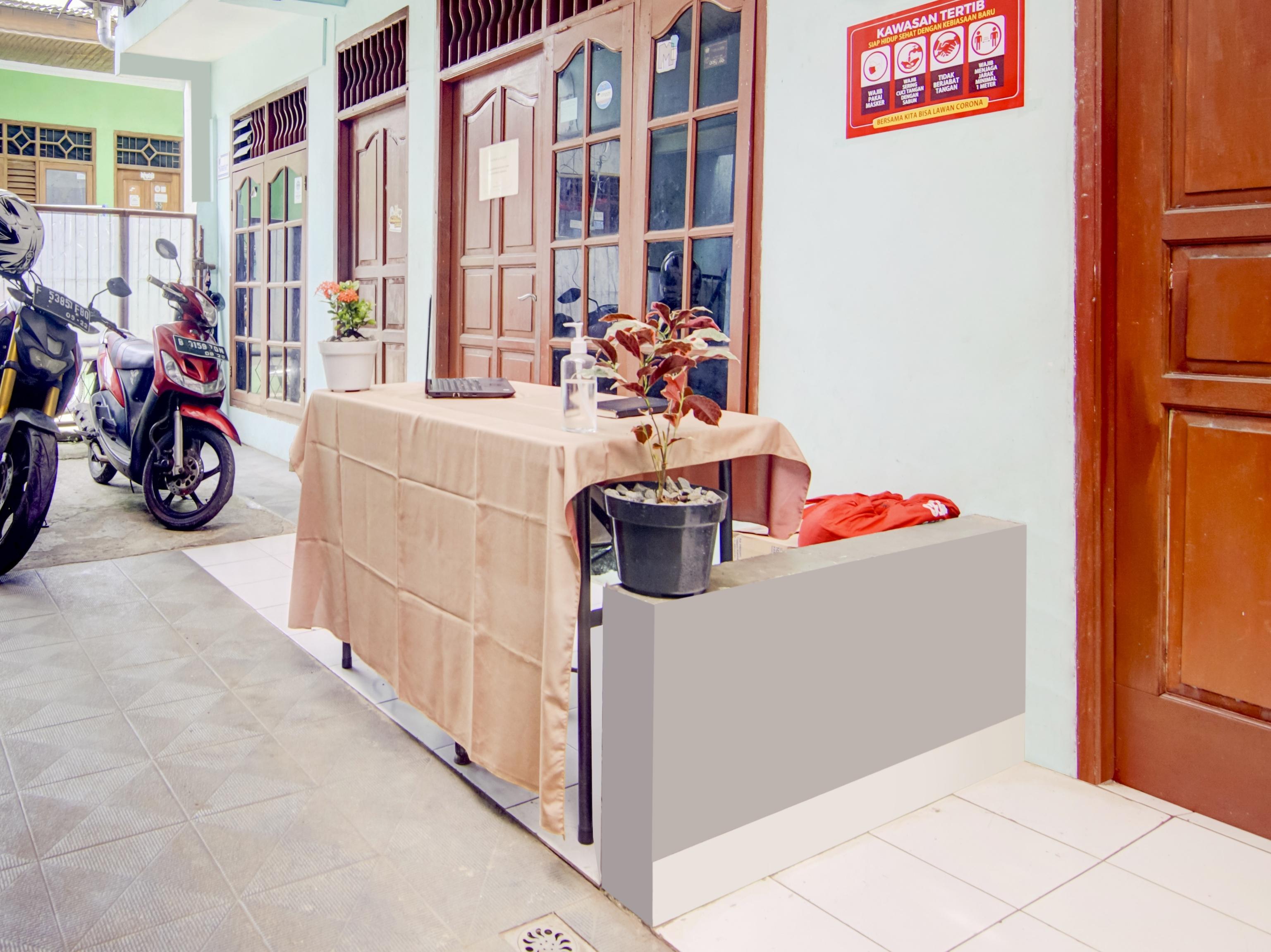 Spot On 3979 Wisma Purimas Syariah Depok Kültér fotó